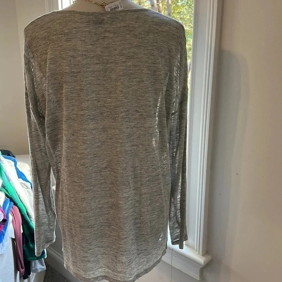 Vince 100% Linen Drop Shoulder LS Top, Size Small, Like New - Picture 6 of 9